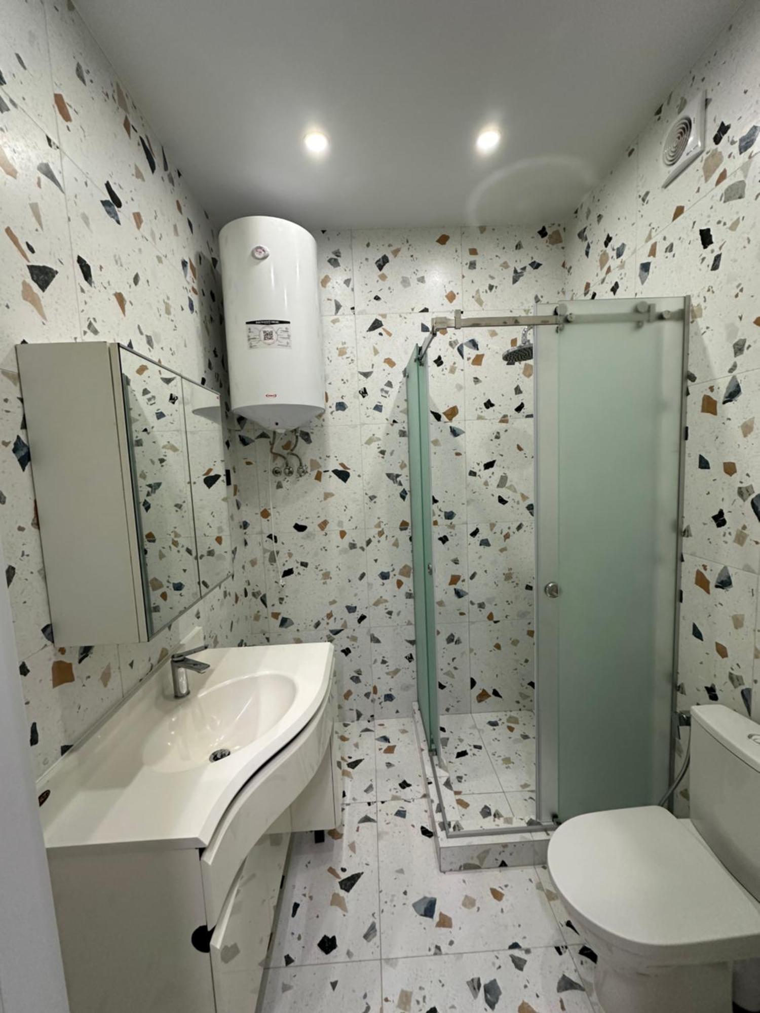 Apartment On Snijna Street 5 ลวีฟ ภายนอก รูปภาพ